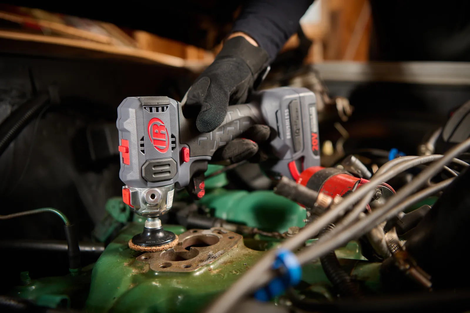 Ingersoll Rand Lucidatrice Levigatrice a Batteria G4621-K22-EU, Platorelli 50-76 mm, 8300 giri/min, in Kit - immagine 4